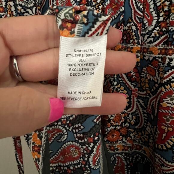 Pale Sky MEDIUM Marcelle Tie Neck Top - Stitch Fix Daniel Rainn Keyhole Blouse - Picture 12 of 16